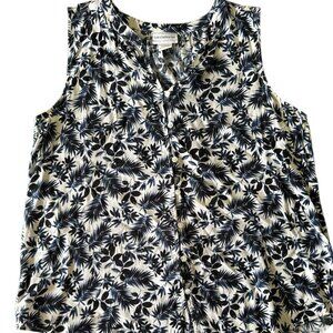 🔥 4 for $20 DEAL 🔥Liz Claiborne Blue Leaf Print Sleeveless Button  M